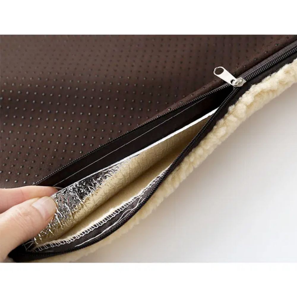 SELF WARMING FLEECE DOG MAT