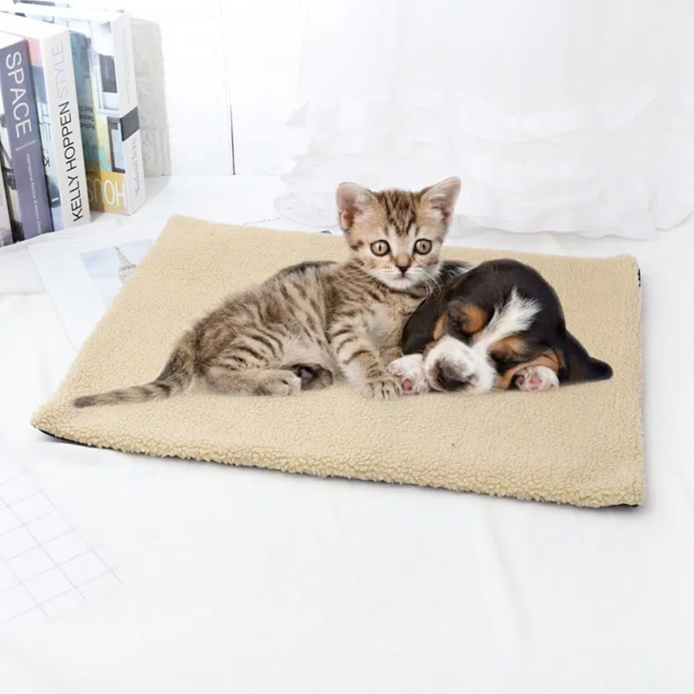 SELF WARMING FLEECE DOG MAT